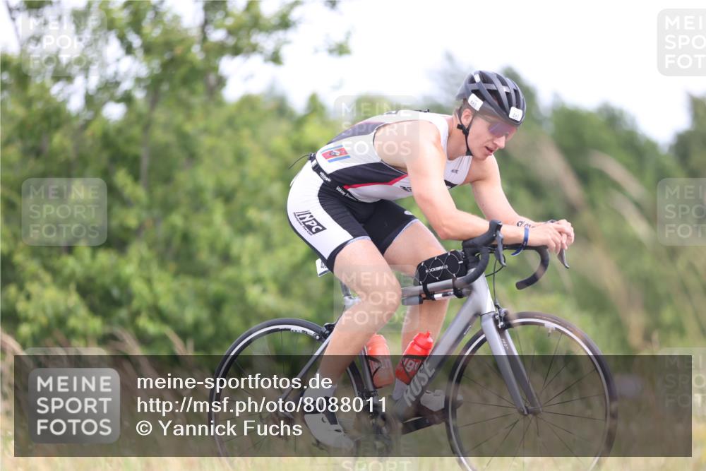 22.06.2025 - Viking Triathlon Yannick Fuchs http://msf.ph/oto/8088011 22.06.2025 13:13:28 Radfahren 186, 251, 263, 353, 480 meine-sportfotos.de