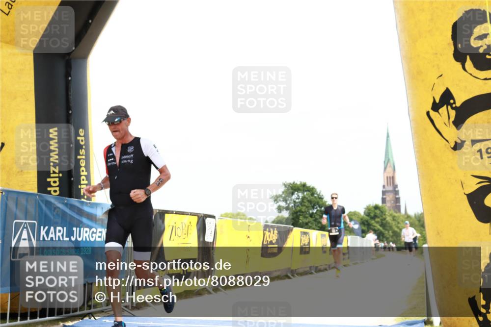 22.06.2025 - Viking Triathlon H.Heesch http://msf.ph/oto/8088029 22.06.2025 13:11:00 Laufen 63, 351 meine-sportfotos.de