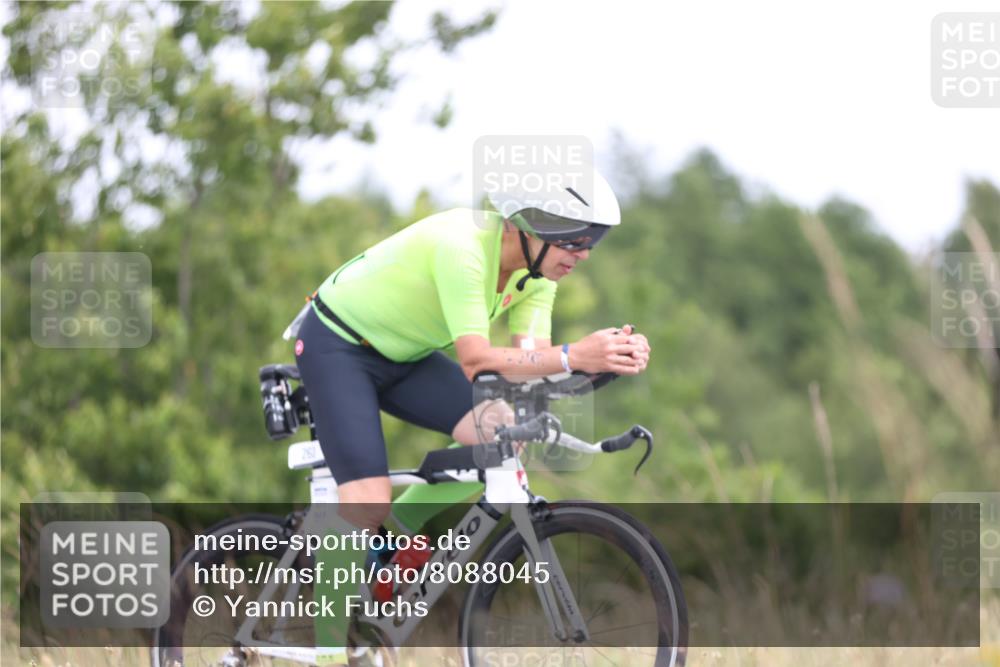 22.06.2025 - Viking Triathlon Yannick Fuchs http://msf.ph/oto/8088045 22.06.2025 13:13:36 Radfahren 251, 263, 353 meine-sportfotos.de