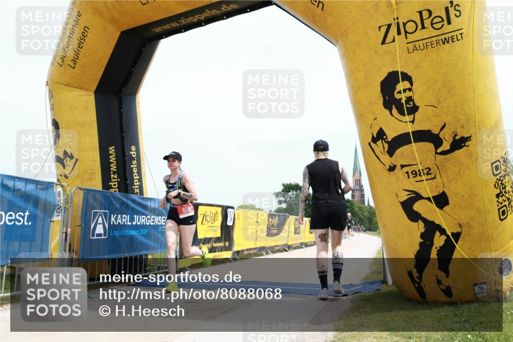 22.06.2025 - Viking Triathlon H.Heesch http://msf.ph/oto/8088068 22.06.2025 13:12:43 Laufen 524, 608 meine-sportfotos.de