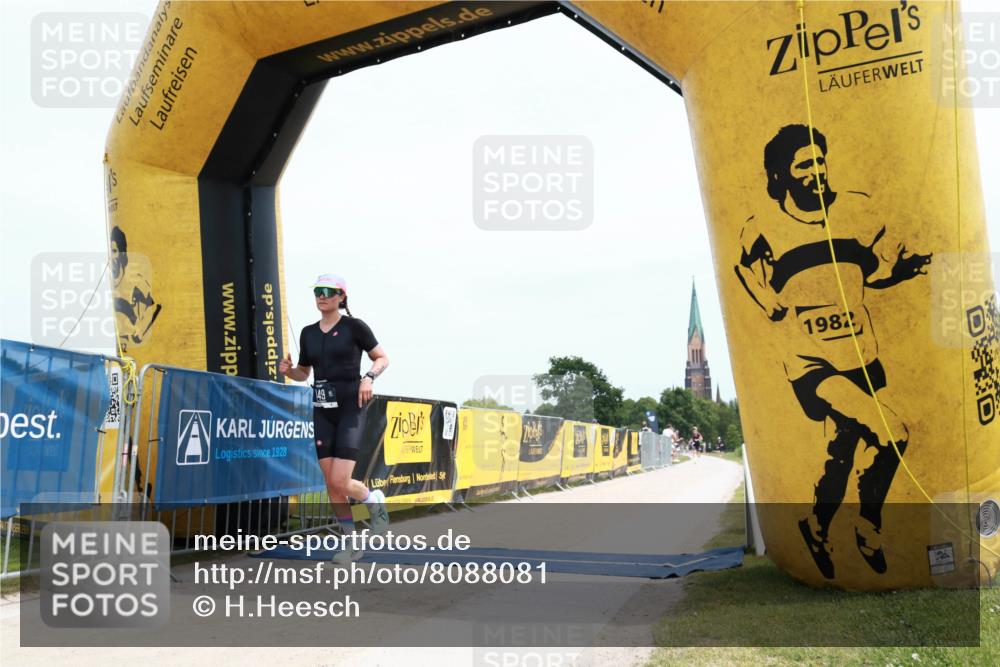 22.06.2025 - Viking Triathlon H.Heesch http://msf.ph/oto/8088081 22.06.2025 13:12:50 Laufen 149 meine-sportfotos.de