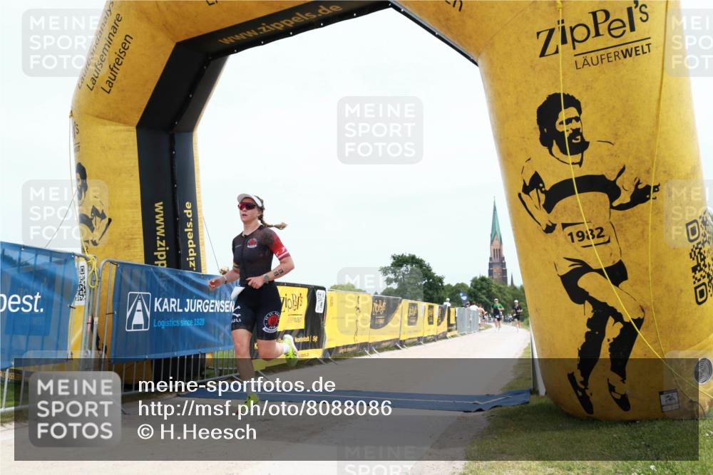 22.06.2025 - Viking Triathlon H.Heesch http://msf.ph/oto/8088086 22.06.2025 13:13:00 Laufen 88 meine-sportfotos.de