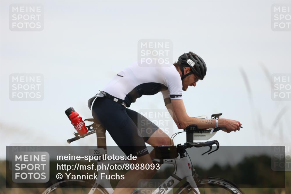 22.06.2025 - Viking Triathlon Yannick Fuchs http://msf.ph/oto/8088093 22.06.2025 13:13:52 Radfahren 223, 326, 465 meine-sportfotos.de