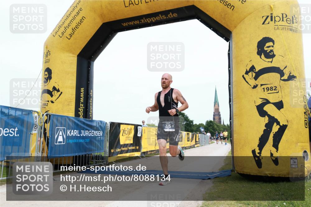 22.06.2025 - Viking Triathlon H.Heesch http://msf.ph/oto/8088134 22.06.2025 13:13:50 Laufen 325 meine-sportfotos.de