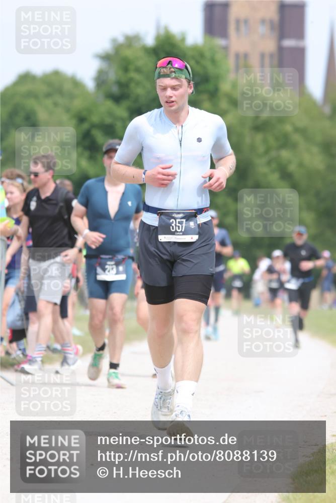 22.06.2025 - Viking Triathlon H.Heesch http://msf.ph/oto/8088139 22.06.2025 14:56:05 Laufen 167, 357 meine-sportfotos.de