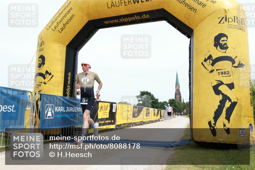 22.06.2025 - Viking Triathlon H.Heesch http://msf.ph/oto/8088178 22.06.2025 13:14:20 Laufen 15, 518 meine-sportfotos.de