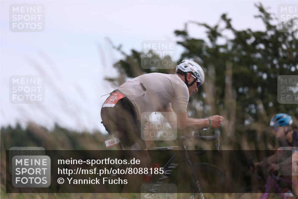 22.06.2025 - Viking Triathlon Yannick Fuchs http://msf.ph/oto/8088185 22.06.2025 13:14:13 Radfahren 165, 219, 644 meine-sportfotos.de