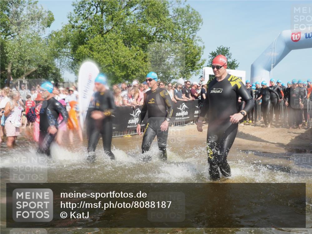 22.06.2025 - Viking Triathlon KatJ http://msf.ph/oto/8088187 22.06.2025 10:08:15 Schwimmen 37, 51, 106, 116, 133, 140, 222, 225, 364, 378, 403, 406, 410, 480, 638 meine-sportfotos.de