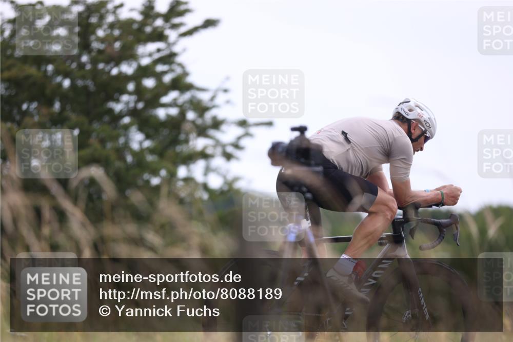 22.06.2025 - Viking Triathlon Yannick Fuchs http://msf.ph/oto/8088189 22.06.2025 13:14:14 Radfahren 165, 219, 644 meine-sportfotos.de