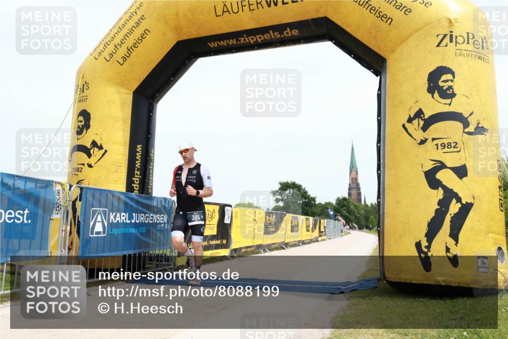 22.06.2025 - Viking Triathlon H.Heesch http://msf.ph/oto/8088199 22.06.2025 13:14:50 Laufen 385 meine-sportfotos.de