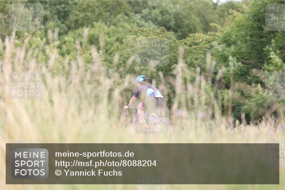 22.06.2025 - Viking Triathlon Yannick Fuchs http://msf.ph/oto/8088204 22.06.2025 13:14:17 Radfahren 219, 644 meine-sportfotos.de