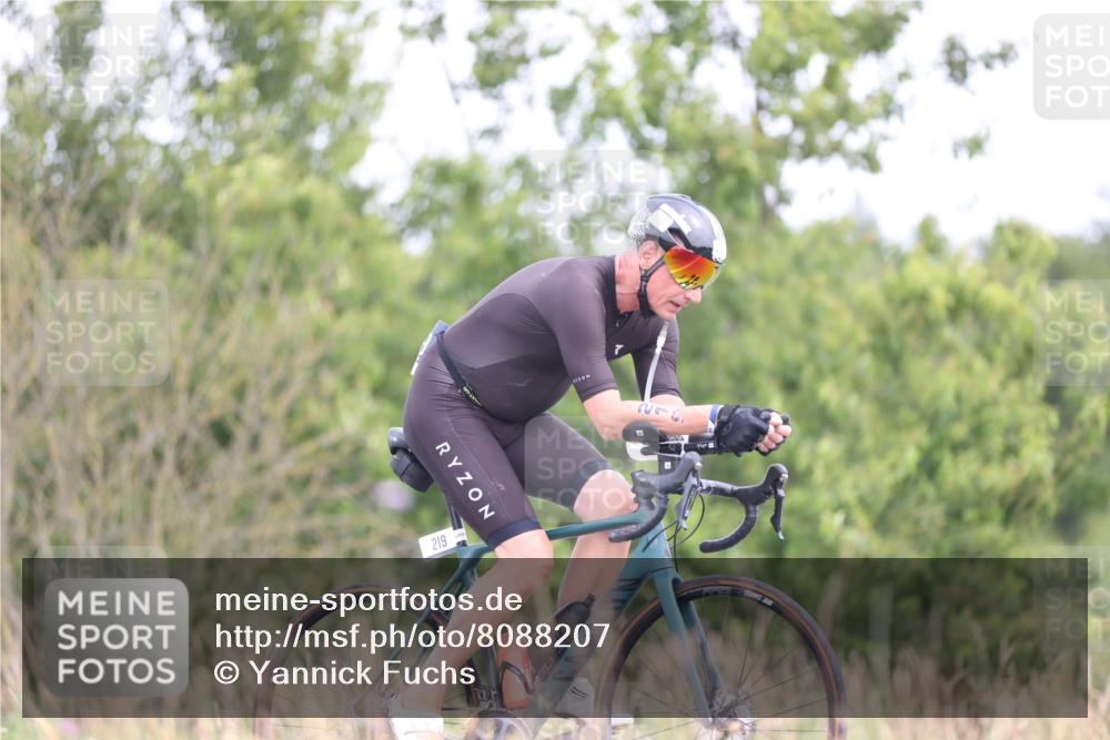 22.06.2025 - Viking Triathlon Yannick Fuchs http://msf.ph/oto/8088207 22.06.2025 13:14:21 Radfahren 219 meine-sportfotos.de