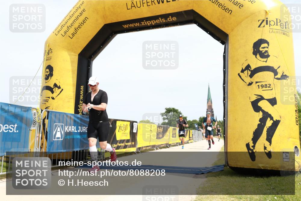 22.06.2025 - Viking Triathlon H.Heesch http://msf.ph/oto/8088208 22.06.2025 13:15:22 Laufen 29, 81, 134, 228, 232, 365 meine-sportfotos.de