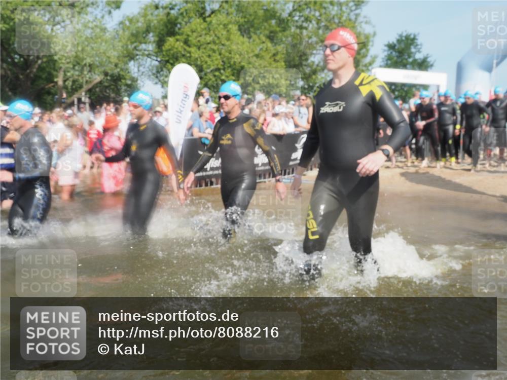 22.06.2025 - Viking Triathlon KatJ http://msf.ph/oto/8088216 22.06.2025 10:08:16 Schwimmen 37, 51, 106, 116, 133, 140, 222, 225, 364, 378, 403, 406, 410, 480, 638 meine-sportfotos.de