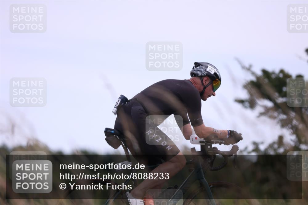 22.06.2025 - Viking Triathlon Yannick Fuchs http://msf.ph/oto/8088233 22.06.2025 13:14:23 Radfahren 219 meine-sportfotos.de