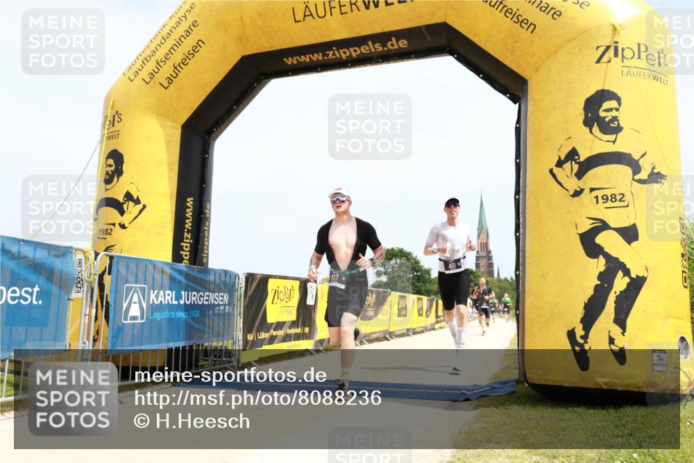 22.06.2025 - Viking Triathlon H.Heesch http://msf.ph/oto/8088236 22.06.2025 13:15:50 Laufen 117, 401, 549 meine-sportfotos.de