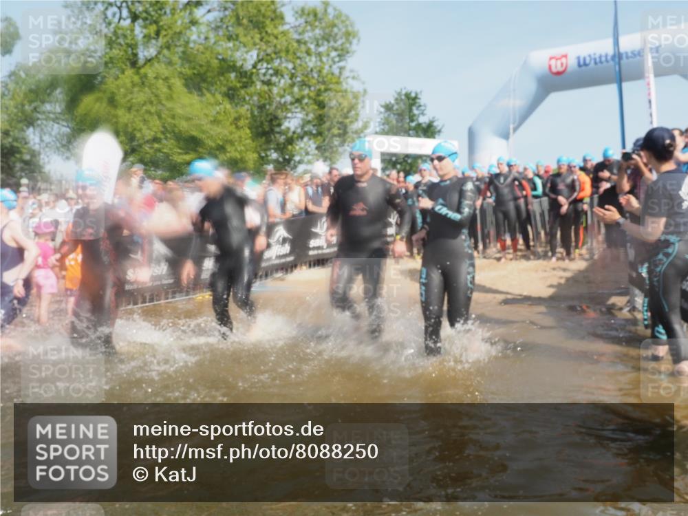 22.06.2025 - Viking Triathlon KatJ http://msf.ph/oto/8088250 22.06.2025 10:08:19 Schwimmen 37, 69, 97, 106, 116, 133, 140, 222, 225, 364, 403, 406, 410, 518, 638 meine-sportfotos.de