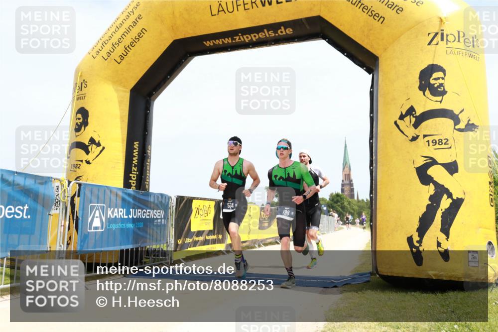 22.06.2025 - Viking Triathlon H.Heesch http://msf.ph/oto/8088253 22.06.2025 13:16:00 Laufen 170, 198, 304, 393, 534 meine-sportfotos.de