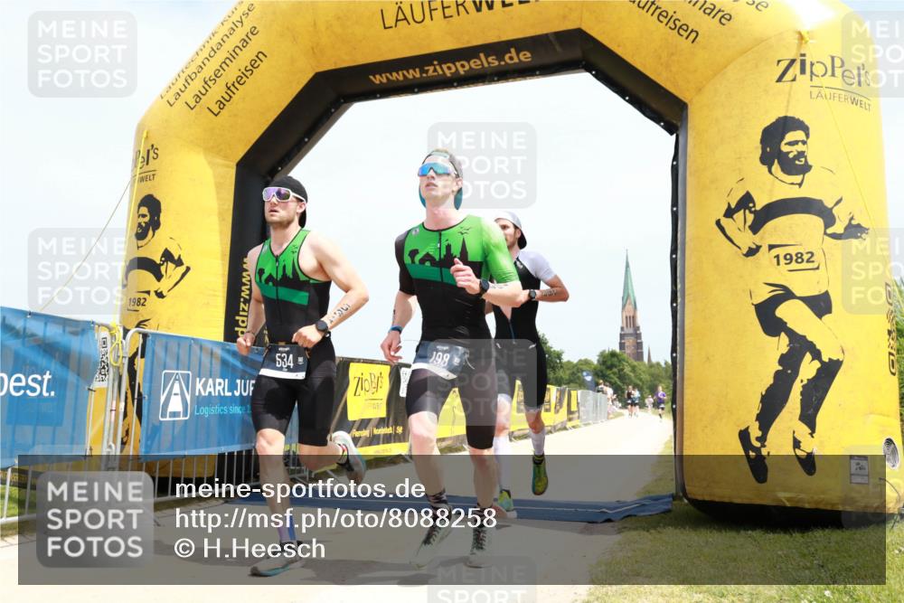 22.06.2025 - Viking Triathlon H.Heesch http://msf.ph/oto/8088258 22.06.2025 13:16:00 Laufen 170, 198, 304, 393, 534 meine-sportfotos.de