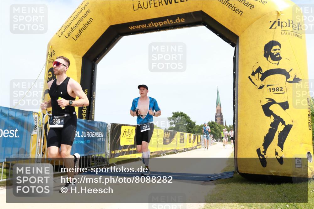 22.06.2025 - Viking Triathlon H.Heesch http://msf.ph/oto/8088282 22.06.2025 13:16:15 Laufen 243, 298, 399 meine-sportfotos.de