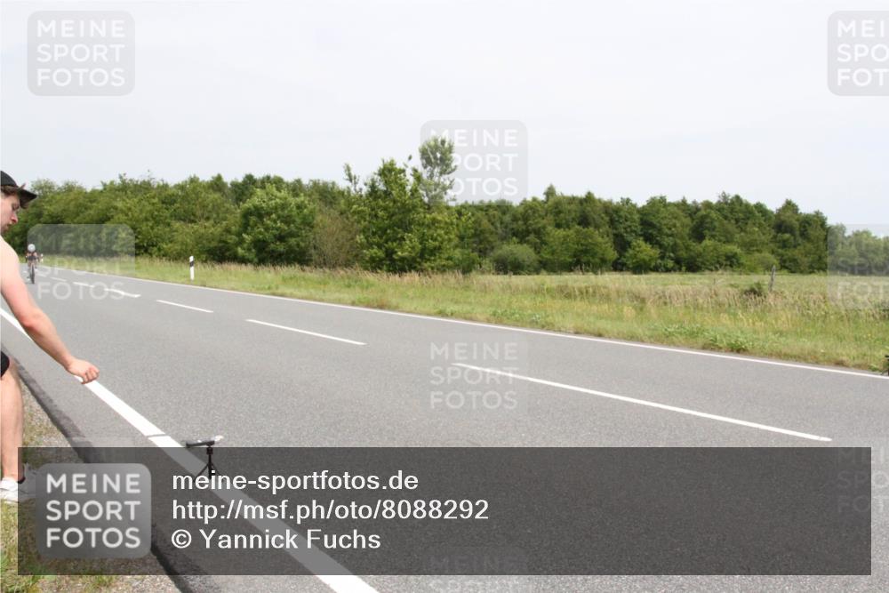 22.06.2025 - Viking Triathlon Yannick Fuchs http://msf.ph/oto/8088292 22.06.2025 13:22:21 Radfahren 60 meine-sportfotos.de