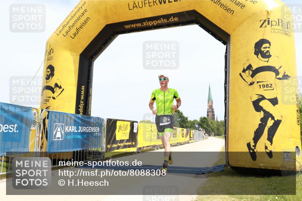 22.06.2025 - Viking Triathlon H.Heesch http://msf.ph/oto/8088308 22.06.2025 13:16:22 Laufen 21, 70, 175, 507 meine-sportfotos.de