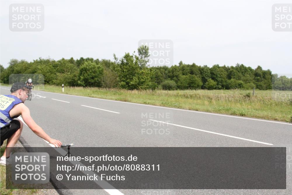 22.06.2025 - Viking Triathlon Yannick Fuchs http://msf.ph/oto/8088311 22.06.2025 13:22:22 Radfahren 60 meine-sportfotos.de