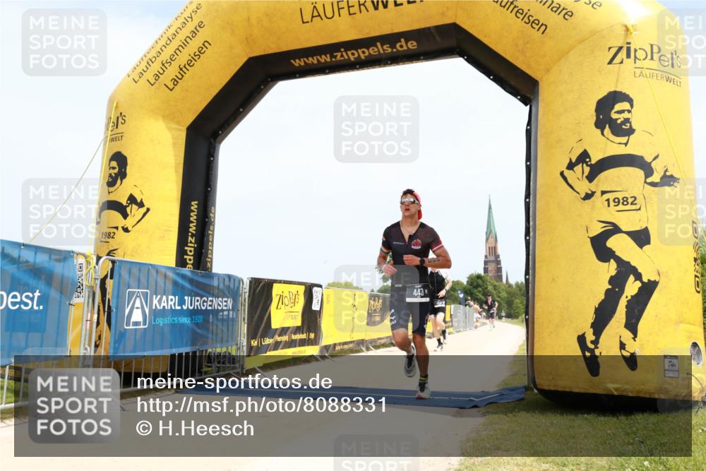 22.06.2025 - Viking Triathlon H.Heesch http://msf.ph/oto/8088331 22.06.2025 13:17:00 Laufen 264, 443, 617 meine-sportfotos.de