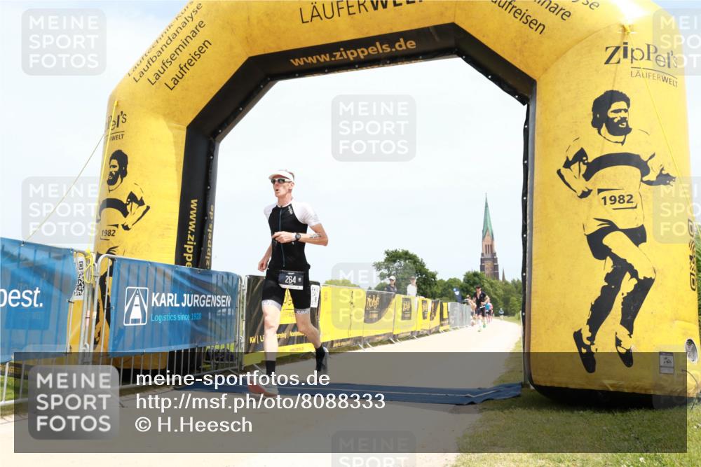 22.06.2025 - Viking Triathlon H.Heesch http://msf.ph/oto/8088333 22.06.2025 13:17:02 Laufen 264, 443, 617 meine-sportfotos.de