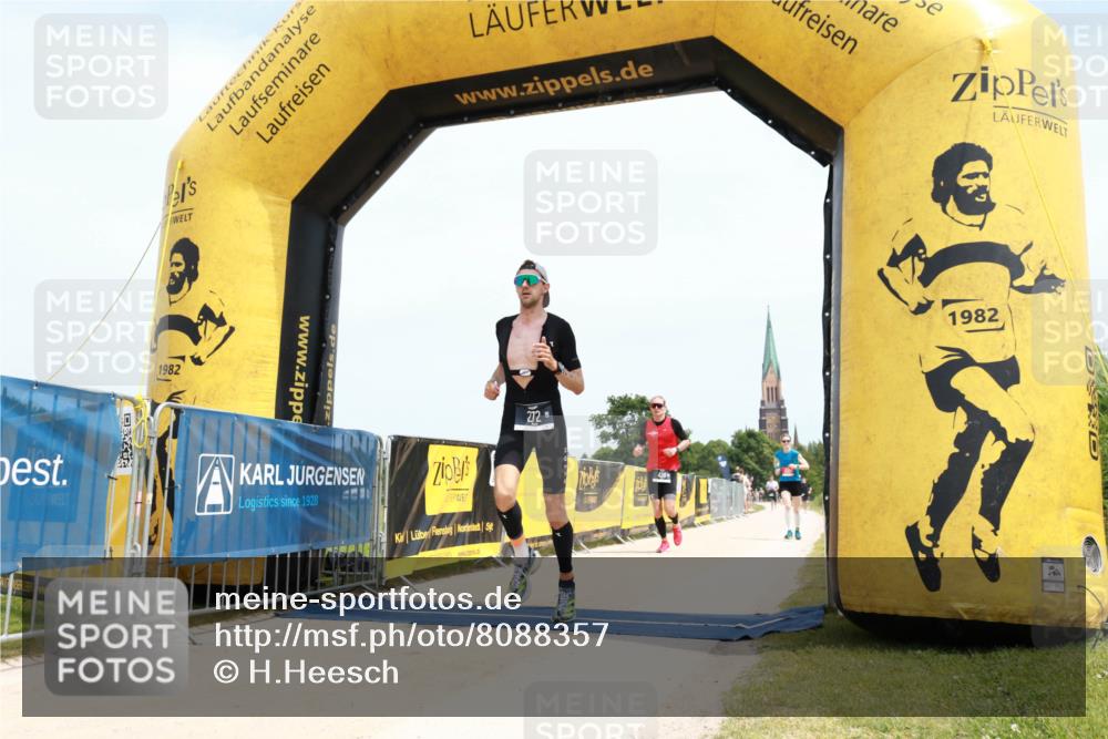 22.06.2025 - Viking Triathlon H.Heesch http://msf.ph/oto/8088357 22.06.2025 13:17:23 Laufen 272, 430, 554, 630 meine-sportfotos.de
