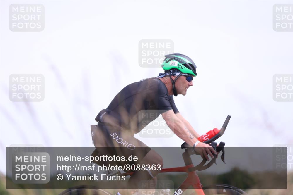 22.06.2025 - Viking Triathlon Yannick Fuchs http://msf.ph/oto/8088363 22.06.2025 13:15:29 Radfahren 43, 410 meine-sportfotos.de