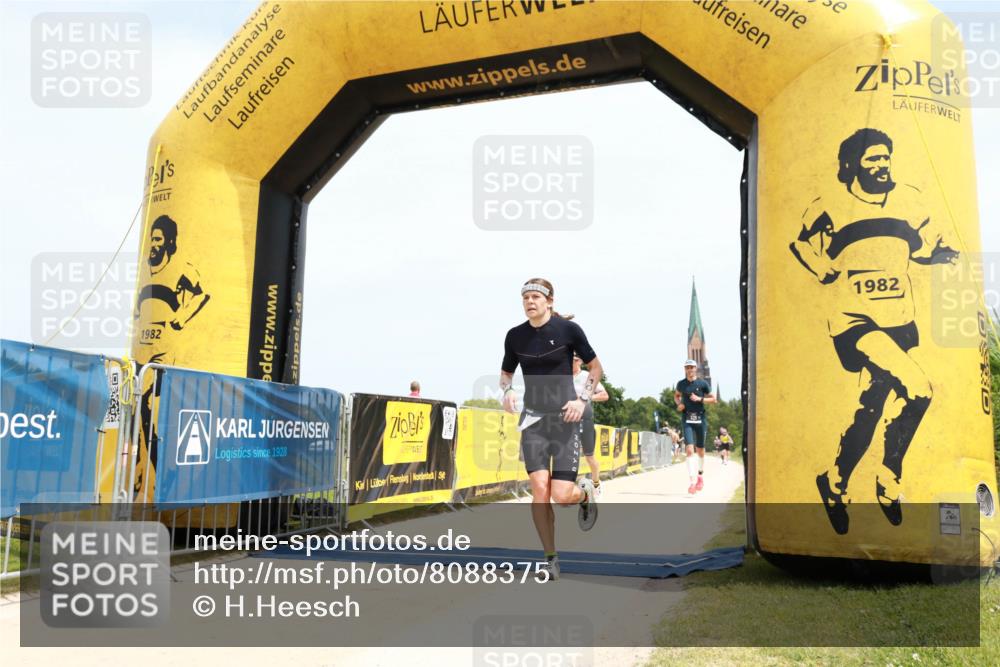 22.06.2025 - Viking Triathlon H.Heesch http://msf.ph/oto/8088375 22.06.2025 13:17:35 Laufen 10, 386, 529 meine-sportfotos.de