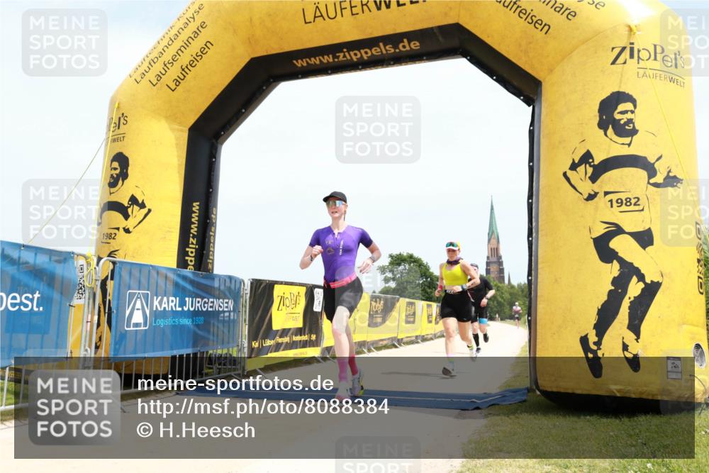 22.06.2025 - Viking Triathlon H.Heesch http://msf.ph/oto/8088384 22.06.2025 13:17:44 Laufen 195, 299, 612 meine-sportfotos.de