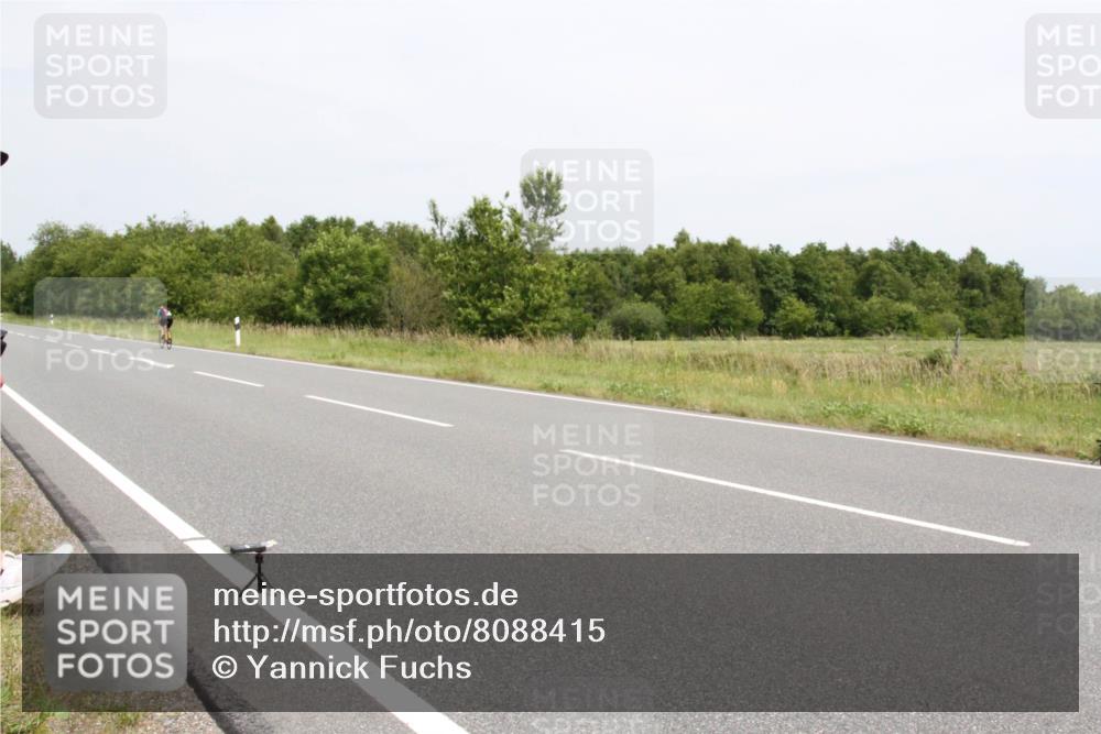 22.06.2025 - Viking Triathlon Yannick Fuchs http://msf.ph/oto/8088415 22.06.2025 13:22:40 Radfahren  meine-sportfotos.de