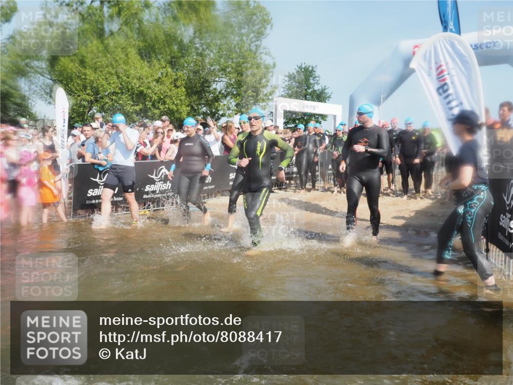 22.06.2025 - Viking Triathlon KatJ http://msf.ph/oto/8088417 22.06.2025 10:08:35 Schwimmen 71, 136, 166, 246, 303, 305, 319, 357, 360, 459, 470, 472, 481, 490, 542 meine-sportfotos.de