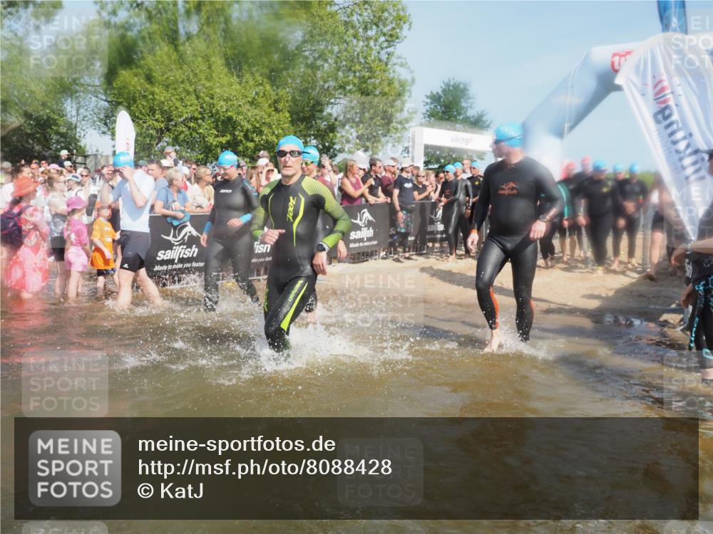 22.06.2025 - Viking Triathlon KatJ http://msf.ph/oto/8088428 22.06.2025 10:08:35 Schwimmen 71, 136, 166, 246, 303, 305, 319, 357, 360, 459, 470, 472, 481, 490, 542 meine-sportfotos.de