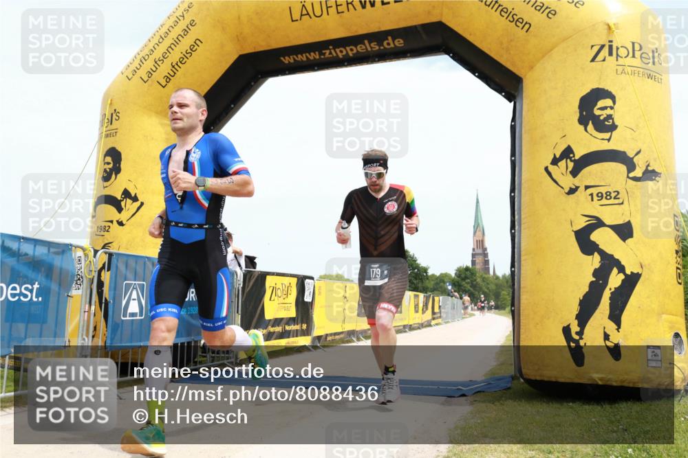 22.06.2025 - Viking Triathlon H.Heesch http://msf.ph/oto/8088436 22.06.2025 13:18:57 Laufen 9, 179, 347, 651 meine-sportfotos.de