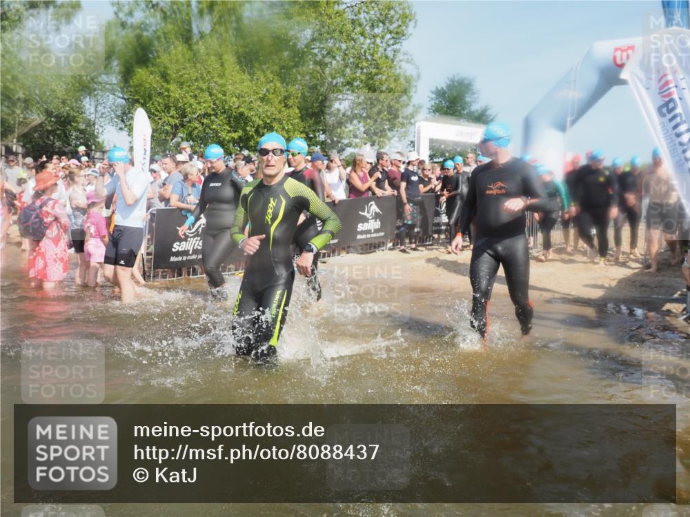 22.06.2025 - Viking Triathlon KatJ http://msf.ph/oto/8088437 22.06.2025 10:08:36 Schwimmen 71, 136, 166, 246, 303, 305, 319, 357, 360, 459, 470, 472, 481, 490, 542 meine-sportfotos.de