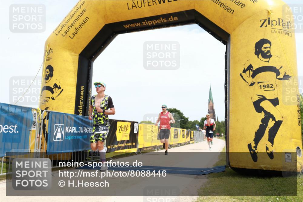 22.06.2025 - Viking Triathlon H.Heesch http://msf.ph/oto/8088446 22.06.2025 13:19:16 Laufen 34, 122, 368, 632 meine-sportfotos.de