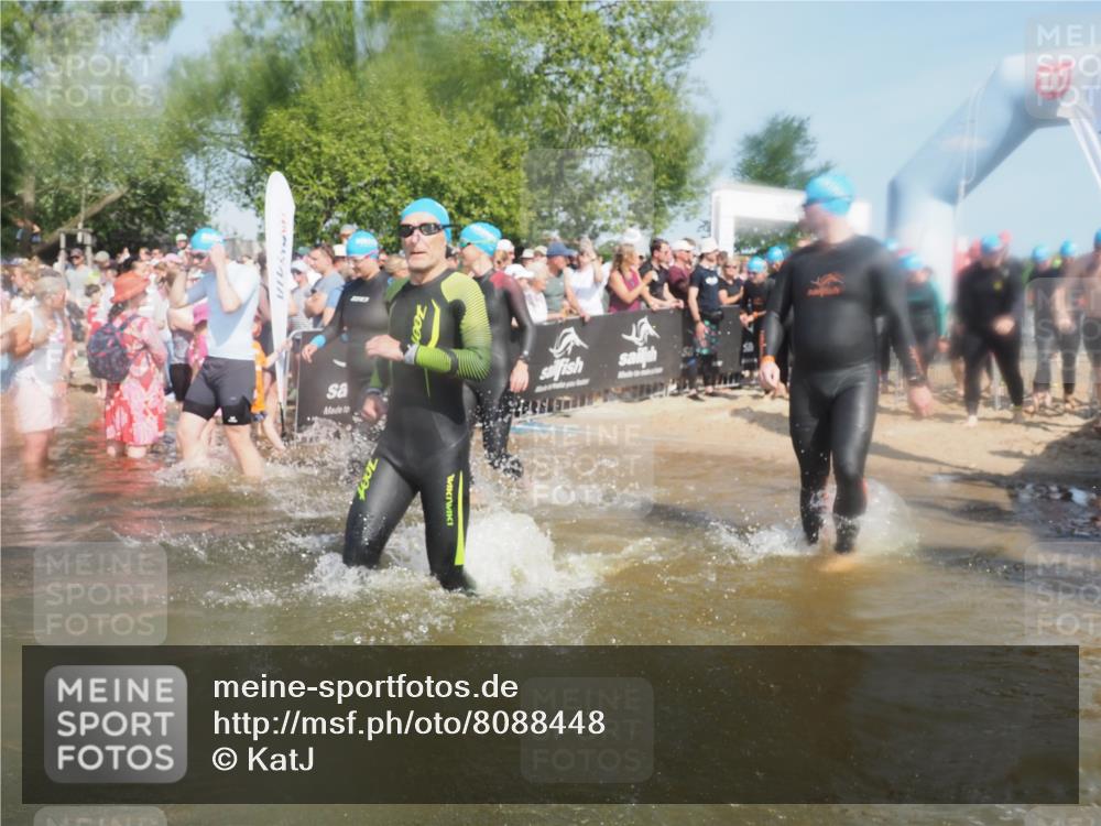 22.06.2025 - Viking Triathlon KatJ http://msf.ph/oto/8088448 22.06.2025 10:08:36 Schwimmen 71, 136, 166, 246, 303, 305, 319, 357, 360, 459, 470, 472, 481, 490, 542 meine-sportfotos.de