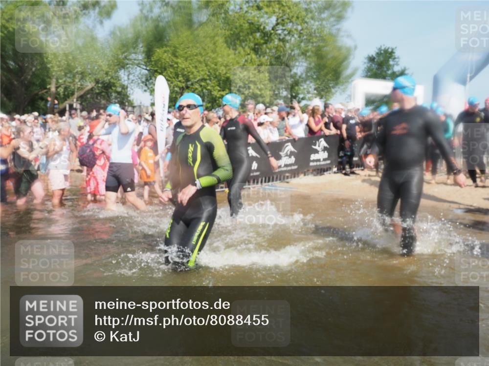 22.06.2025 - Viking Triathlon KatJ http://msf.ph/oto/8088455 22.06.2025 10:08:36 Schwimmen 71, 136, 166, 246, 303, 305, 319, 357, 360, 459, 470, 472, 481, 490, 542 meine-sportfotos.de