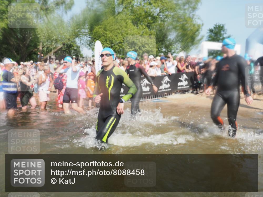 22.06.2025 - Viking Triathlon KatJ http://msf.ph/oto/8088458 22.06.2025 10:08:36 Schwimmen 71, 136, 166, 246, 303, 305, 319, 357, 360, 459, 470, 472, 481, 490, 542 meine-sportfotos.de