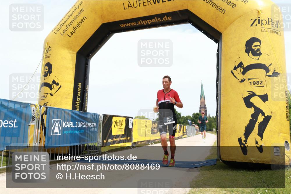 22.06.2025 - Viking Triathlon H.Heesch http://msf.ph/oto/8088469 22.06.2025 13:19:37 Laufen 185, 235 meine-sportfotos.de
