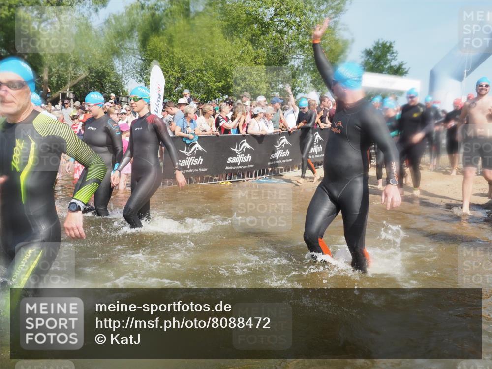 22.06.2025 - Viking Triathlon KatJ http://msf.ph/oto/8088472 22.06.2025 10:08:37 Schwimmen 71, 136, 166, 246, 303, 305, 319, 357, 360, 459, 470, 472, 481, 490, 542 meine-sportfotos.de