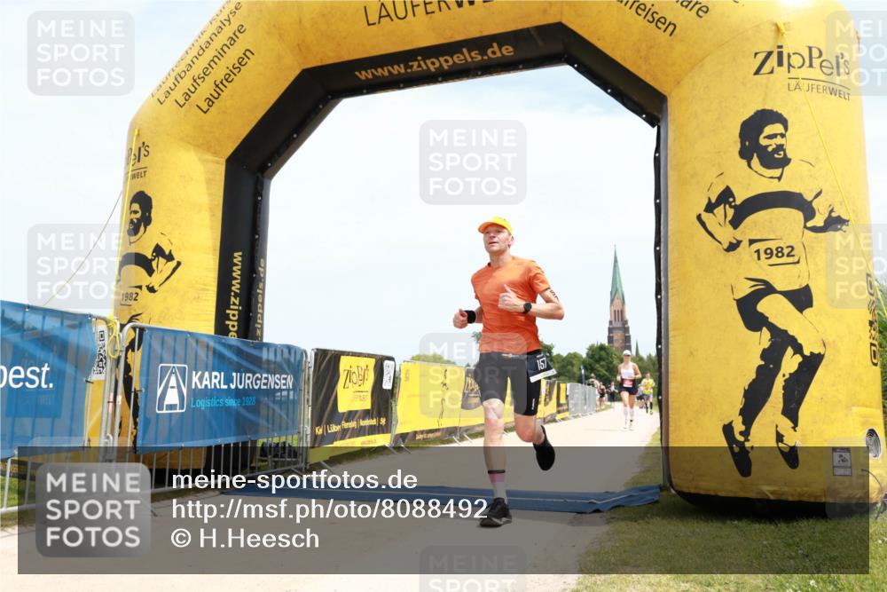 22.06.2025 - Viking Triathlon H.Heesch http://msf.ph/oto/8088492 22.06.2025 13:20:45 Laufen 157 meine-sportfotos.de