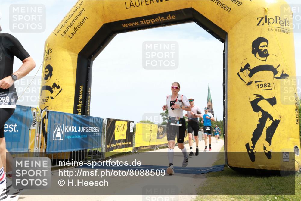 22.06.2025 - Viking Triathlon H.Heesch http://msf.ph/oto/8088509 22.06.2025 13:21:01 Laufen 46, 266, 334, 389, 526 meine-sportfotos.de