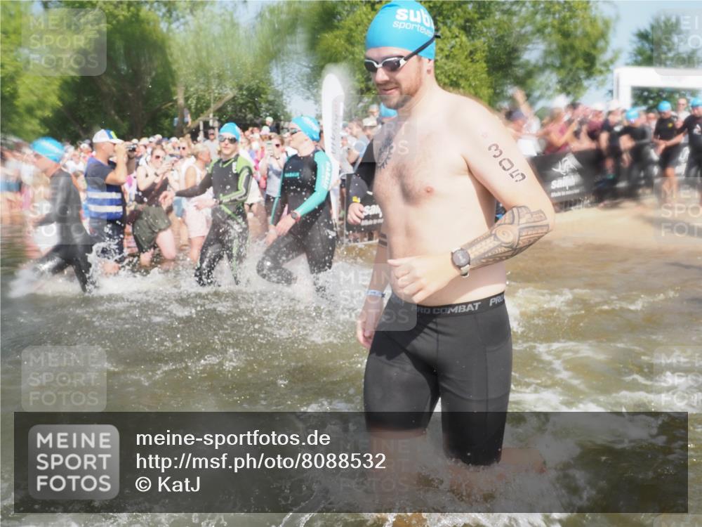 22.06.2025 - Viking Triathlon KatJ http://msf.ph/oto/8088532 22.06.2025 10:08:41 Schwimmen 71, 136, 166, 234, 241, 246, 303, 305, 319, 356, 357, 459, 470, 471, 656 meine-sportfotos.de