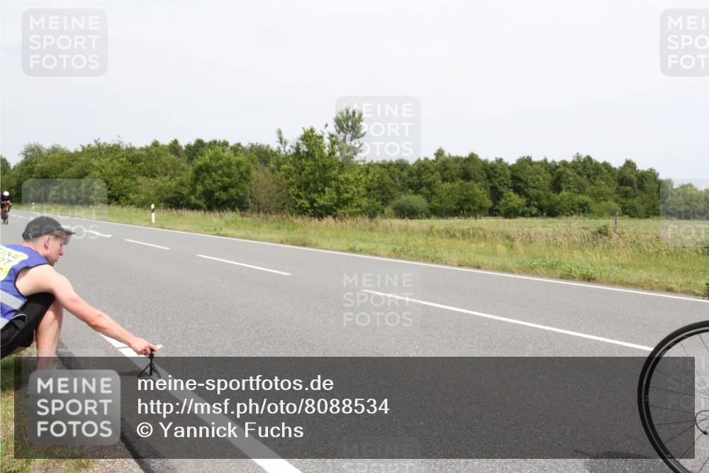 22.06.2025 - Viking Triathlon Yannick Fuchs http://msf.ph/oto/8088534 22.06.2025 13:22:50 Radfahren 285, 627 meine-sportfotos.de