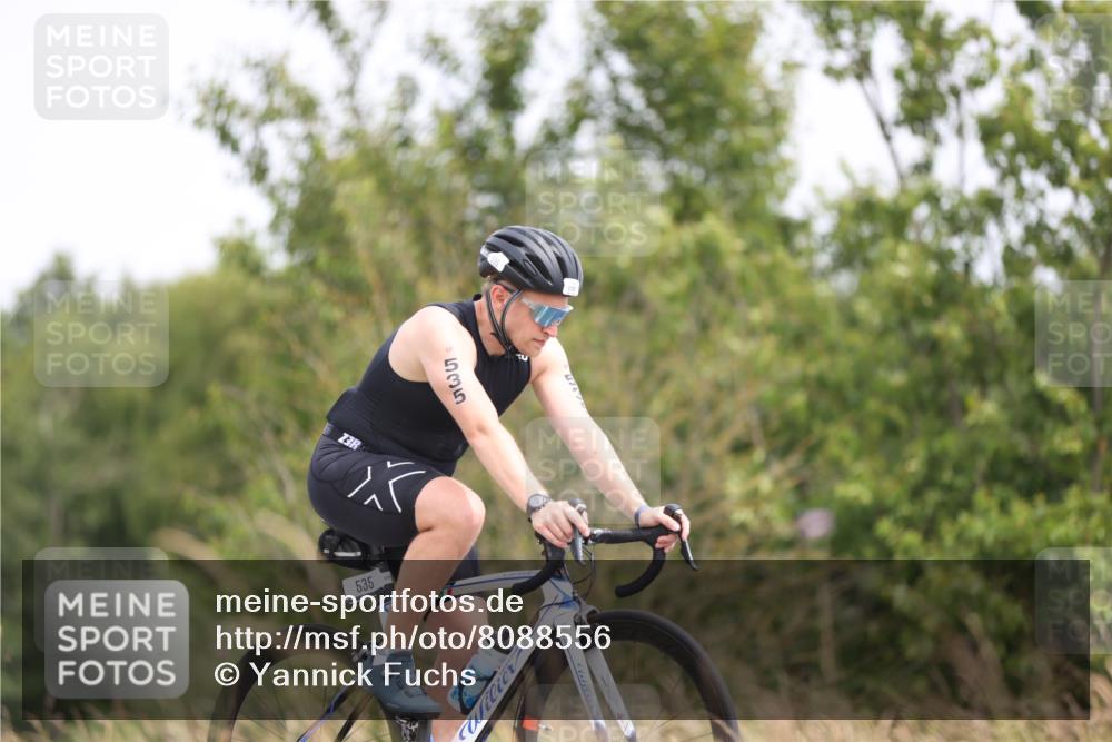 22.06.2025 - Viking Triathlon Yannick Fuchs http://msf.ph/oto/8088556 22.06.2025 13:16:24 Radfahren 470, 535 meine-sportfotos.de