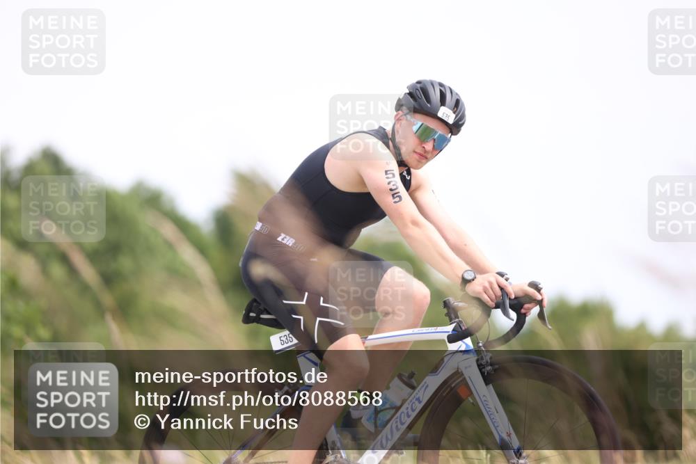 22.06.2025 - Viking Triathlon Yannick Fuchs http://msf.ph/oto/8088568 22.06.2025 13:16:24 Radfahren 470, 535 meine-sportfotos.de